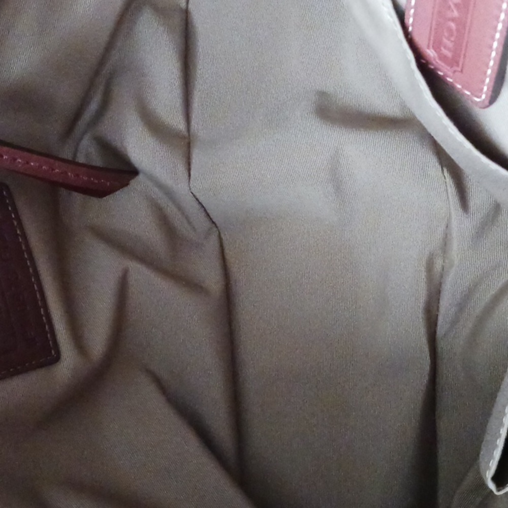 COACH PURSE - Picture 4 of 5